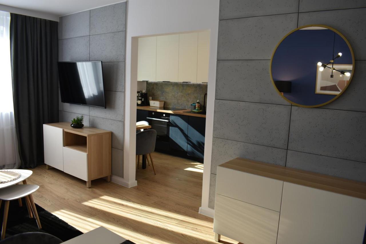 Apartament W Centrum Przy Parku Na Wyspie Piła Eksteriør bilde